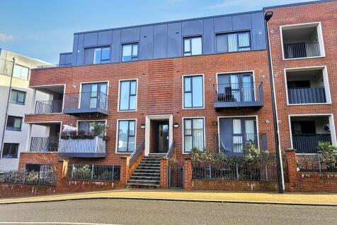 55 Suffield Lodge, Suffield Hill, High Wycombe, Buckinghamshire, HP11 2FR
