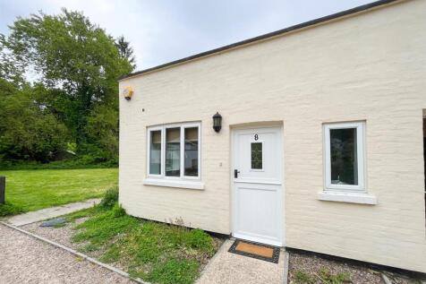 exterior (1 of 1).jpg