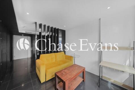 Living/Sleeping Area