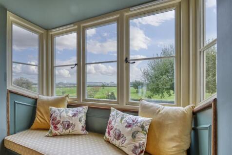 55 Glapthron Rd Uppe