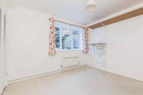 Dunarden Court, SW19 photo 4