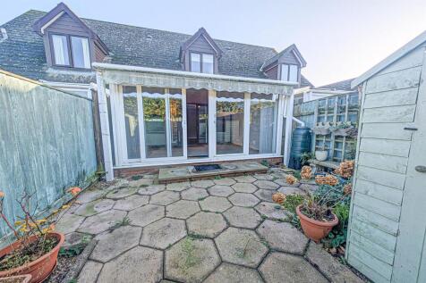 PXL_20251219_103923071.RAW-01 rear.jpg