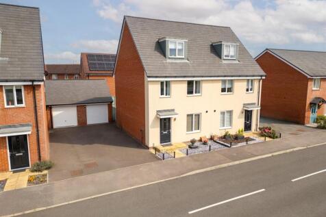 Aylesbury, HP18 - property photo