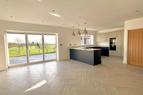 Kitchen &amp; Sitting Room