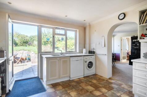 Kitchen / Breakfast Room