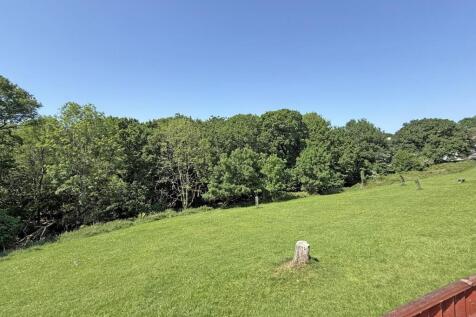 Wythburn Gardens 22 - View Behind.jpg