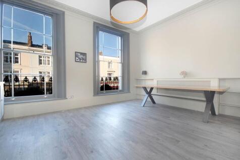 Reception / Kitchen
