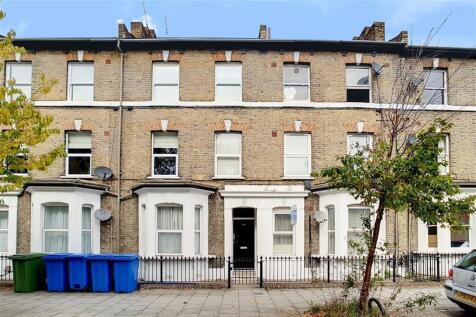 2-bed flat on Chatham St, London, SE17 1PA, £2,250/mo