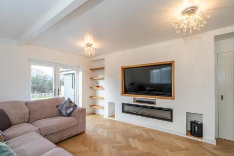 Sitting Room.jpg