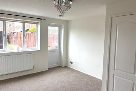 Swift Close, Melton Mowbray, LE13 photo 3