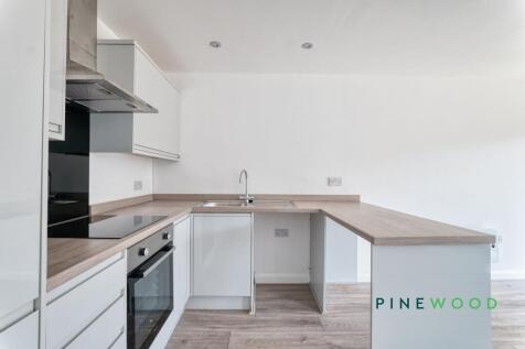 Apt 6, Ash Court, Ash Close, Barlborough, S43 4XL photo 2