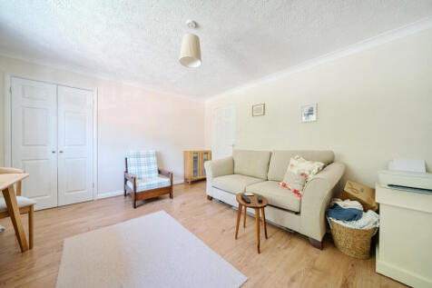 1313306-9-687a5ab...