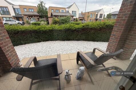 Sitting Area (Outside)
