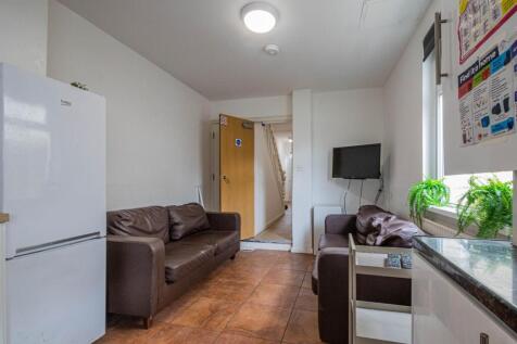 Mundy Place, Cathays photo 4