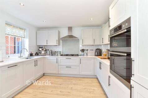 Kitchen/ Dining Room