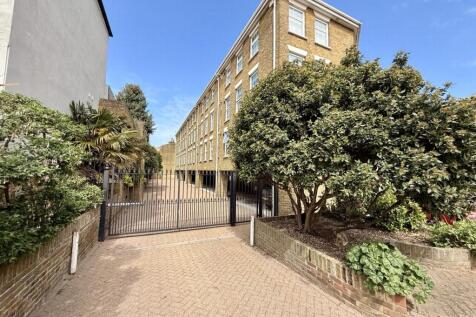 Serene Court, York Street