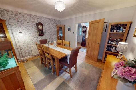 St. Marys Avenue Dining Room