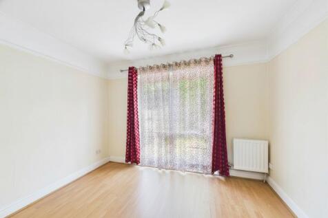 Penn Road, Datchet, Slough, Berkshire, SL3 photo 4