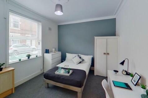 44-Wellington-Str...