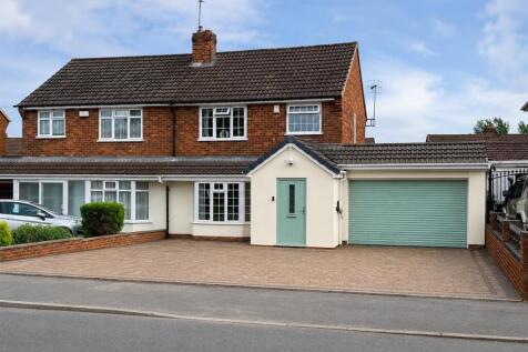 Brierley Hill Road Stourbridge 1.jpg