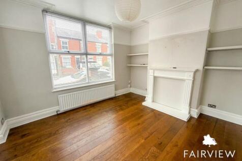 Charles Street, Hucknall, NG15 photo 3