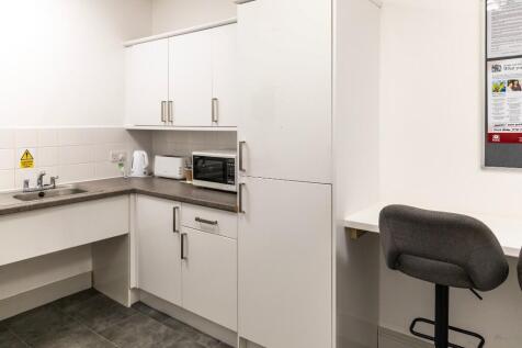 Office to rent Image 4