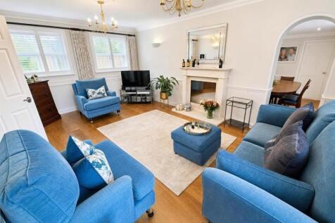 Lea Court, Great Baddow, Chelmsford photo 3