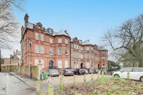 10-Hallam-House-13