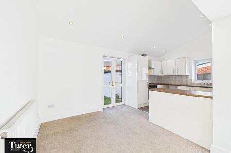 CAM03440G0-PR0489...