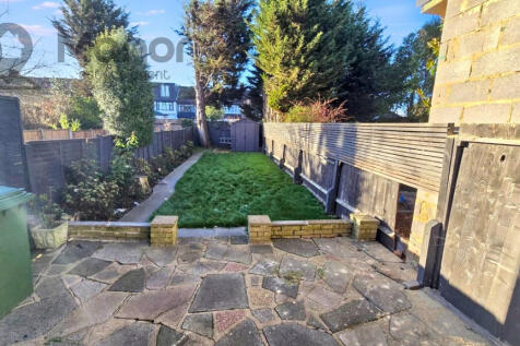 WhatsApp Image 2025-12-15 at 17.40.14 (2)