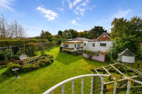 Wirral, CH46 - property photo