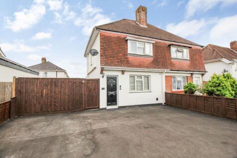Southampton, SO19 - property photo