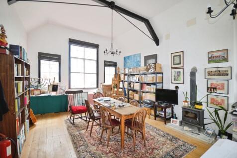 Studio/Bedroom