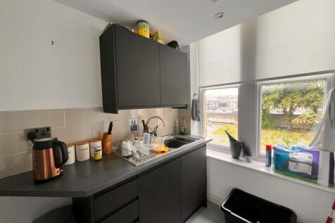 Office to rent Image 7