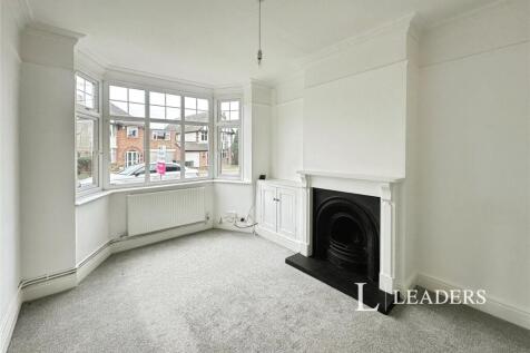Stoughton Road, Oadby, LE2 photo 3