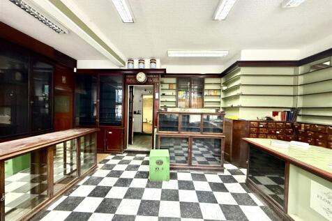 RETAIL AREA