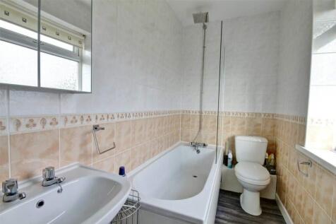 41 Oak Avenue, Gilesgate,  Durham photo 4