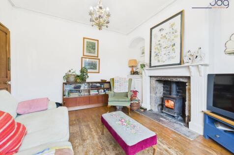 Cosy Lounge with Log Burning Stove