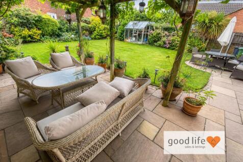 20260630_210130215_iOS35 hopton drive.jpg