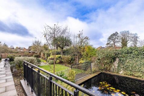 11 Stewart Court (16).jpg