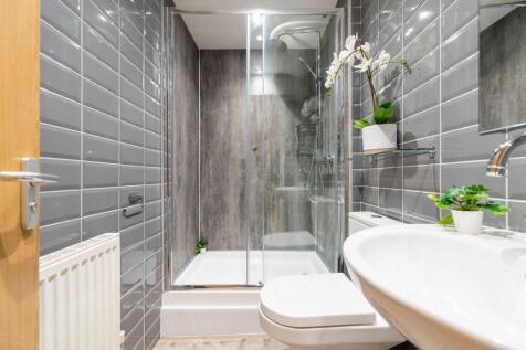49HS - Bathroom