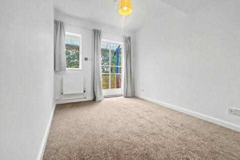 Grasmere Gardens, Cambridge, Cambridgeshire photo 4