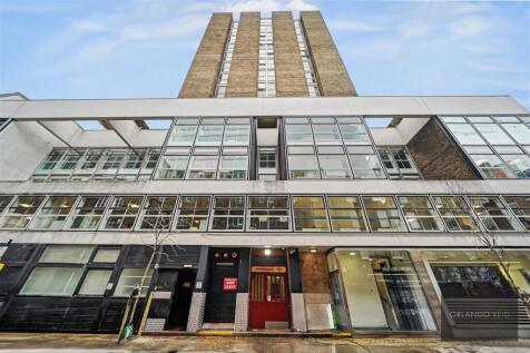 Flat 2, 2 Winter Garden House WC2B 5ND-2.jpg
