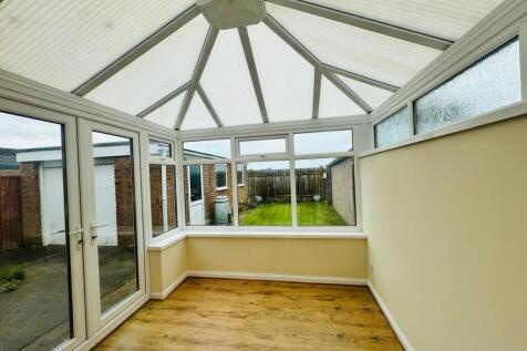 Fernwood, Redcar, Redcar And Cleveland photo 5