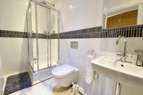 Ensuite Shower Room