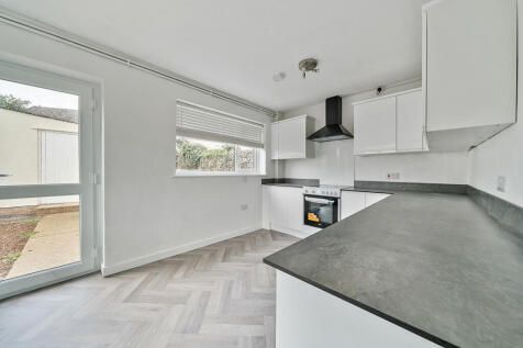 Kitchen / Breakfast Room