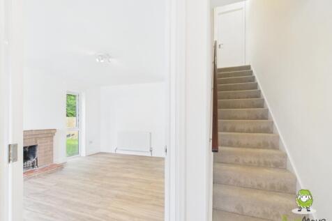EweMove Estate Agents Basingstoke - Dragonfly Driv
