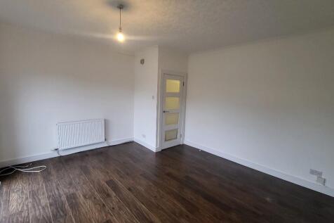 Beechgrove Avenue, Glasgow, G71 photo 4