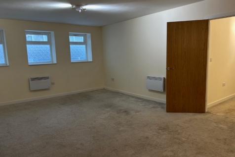 Flat A, Tameway Plaza, Bridge Street, Walsall photo 2