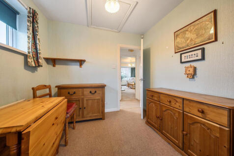 1385648-7-69282e4...